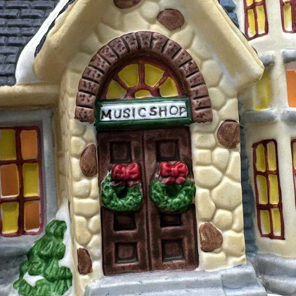 Music Shop Holiday Time Vintage Village Collectible Dickens England Lighted  EVC